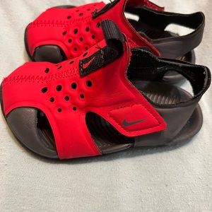Nike red sandals size 5 infant/toddler